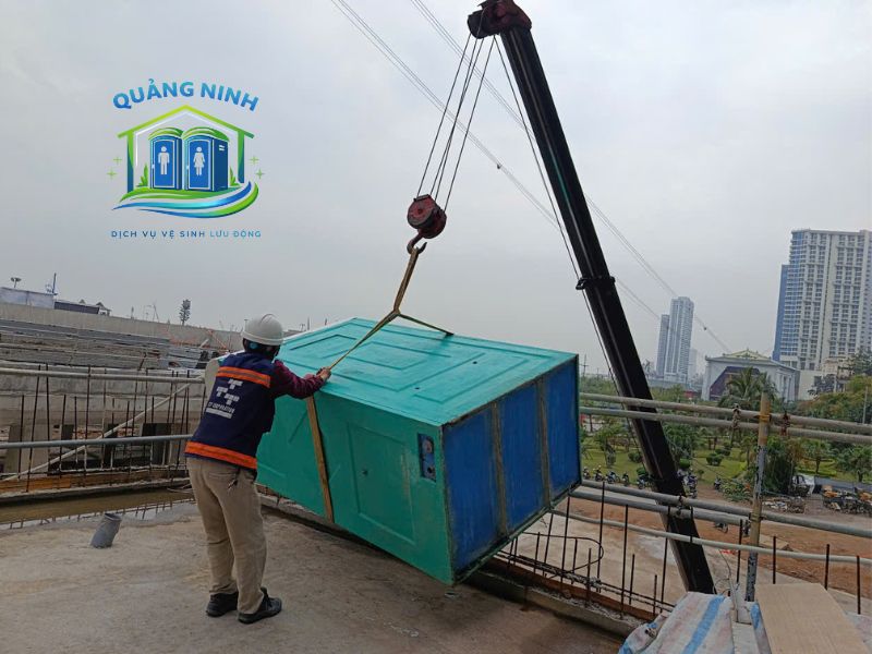 cho-thue-nha-ve-sinh-di-dong-tai-quang-ninh-2026(1)