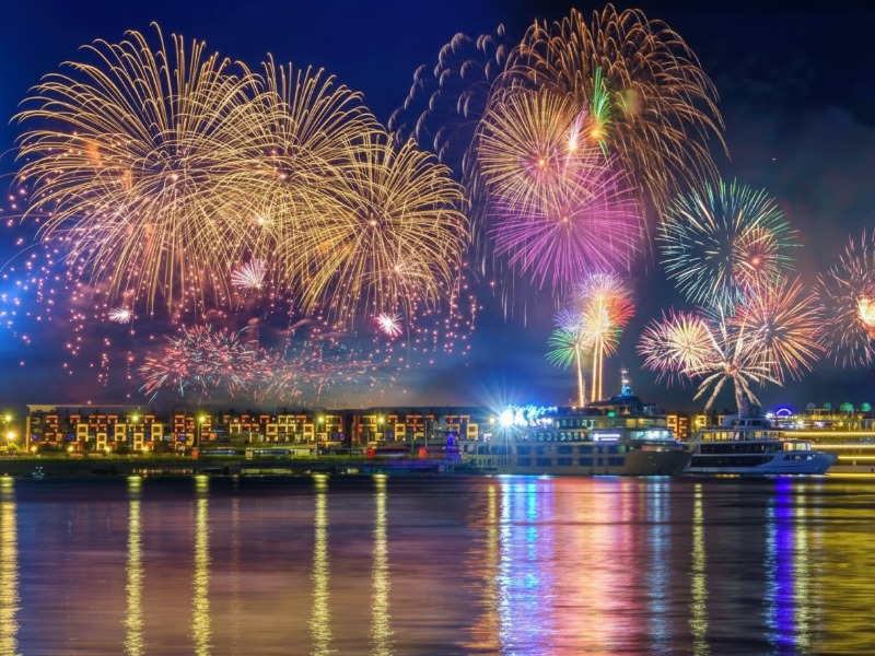 Cập nhật lịch bắn pháo hoa tại Bãi Cháy Quảng Ninh mới nhất 2026