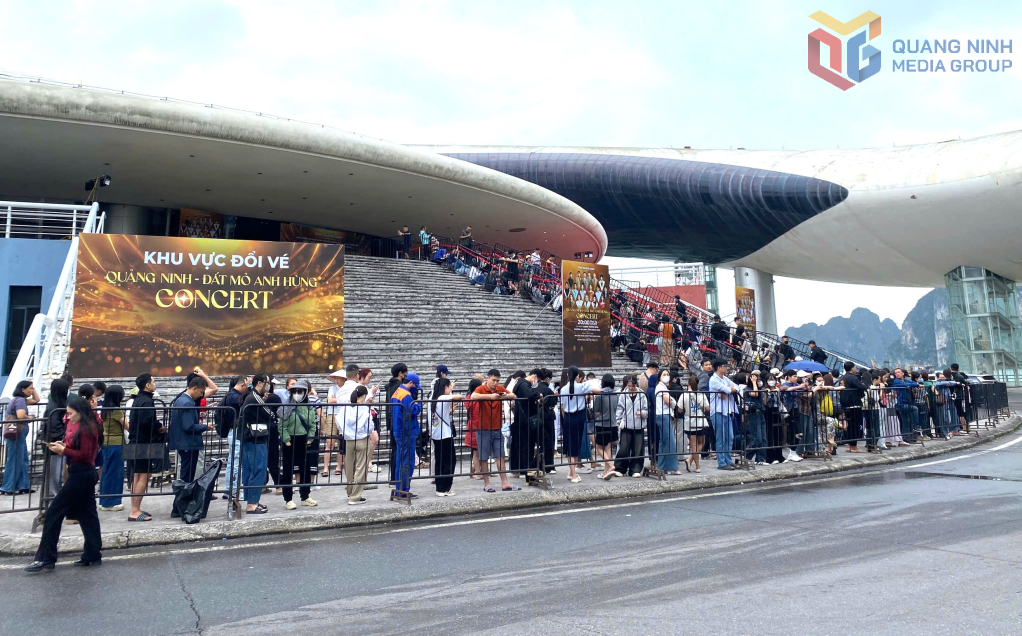 nhan-ve-mien-phi-carnaval-ha-long-5